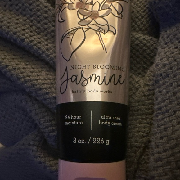 Bath & Body Works Night Blooming Jasmine Body Cream - Picture 1 of 2
